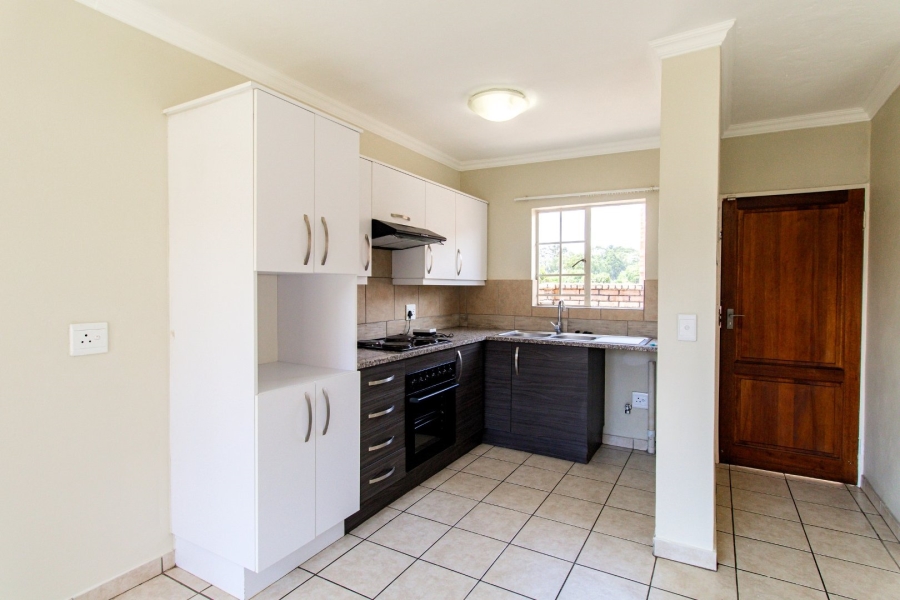 2 Bedroom Property for Sale in Raslouw Gauteng