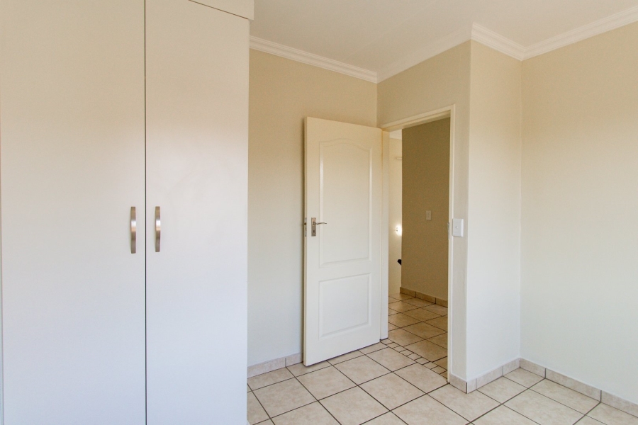 2 Bedroom Property for Sale in Raslouw Gauteng