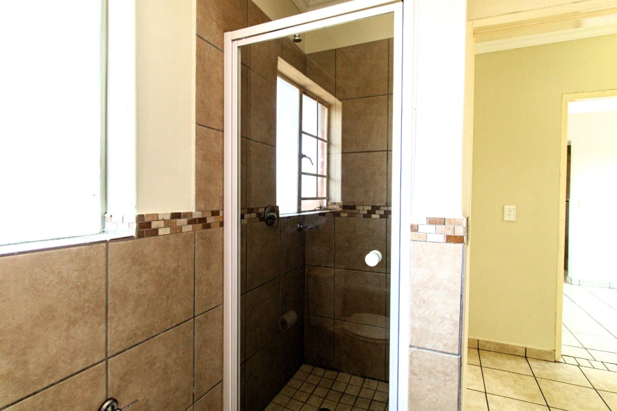 2 Bedroom Property for Sale in Raslouw Gauteng