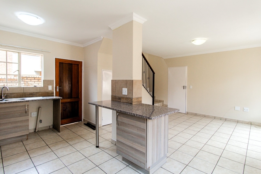 3 Bedroom Property for Sale in Raslouw Gauteng