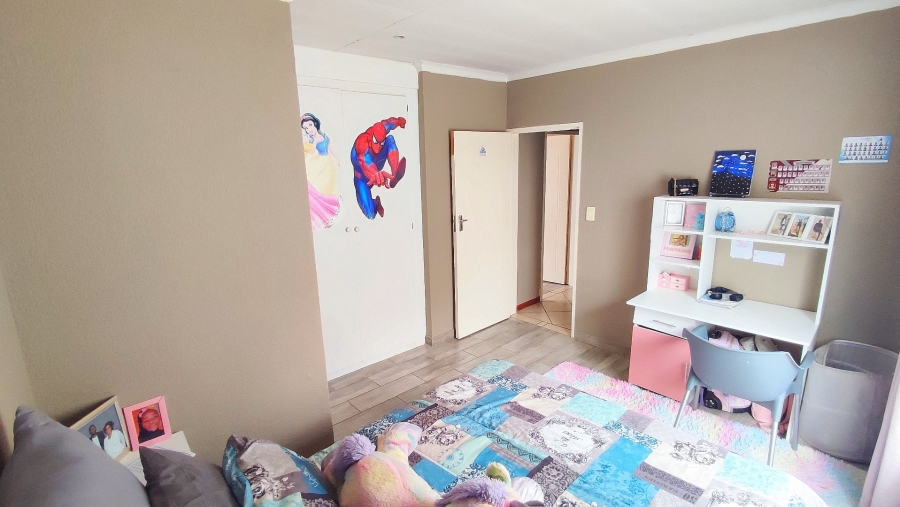 2 Bedroom Property for Sale in Annlin Gauteng