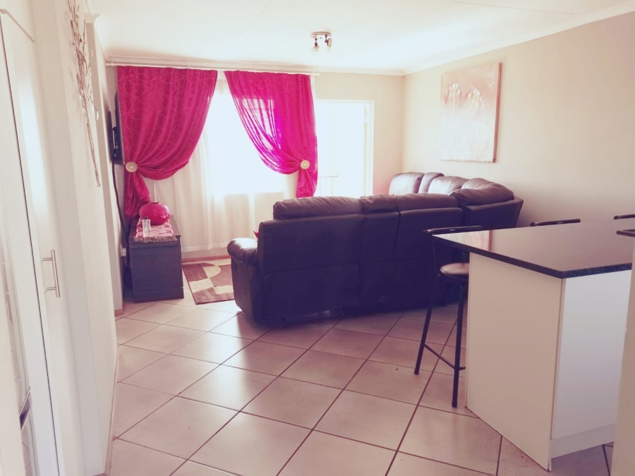 2 Bedroom Property for Sale in Albertsdal Gauteng