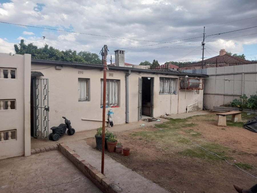 5 Bedroom Property for Sale in Turffontein Gauteng