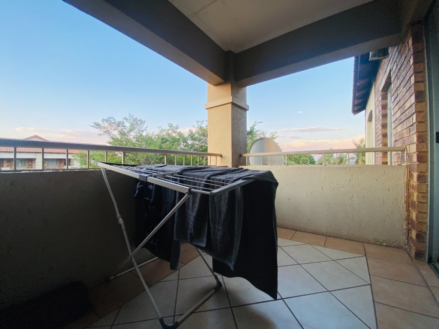 2 Bedroom Property for Sale in Monavoni Gauteng