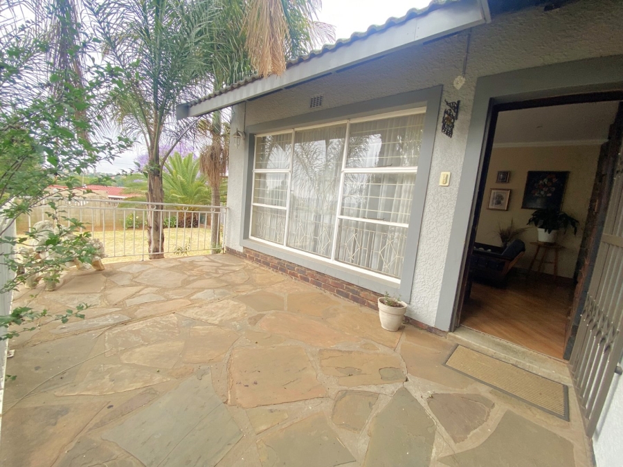 3 Bedroom Property for Sale in Breaunanda Gauteng