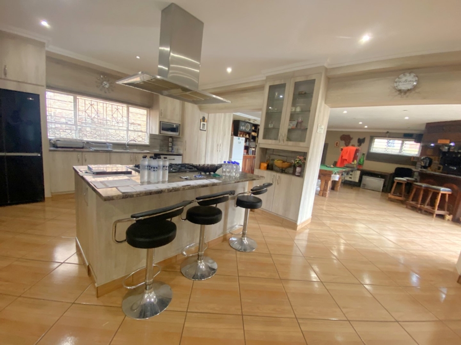 3 Bedroom Property for Sale in Breaunanda Gauteng