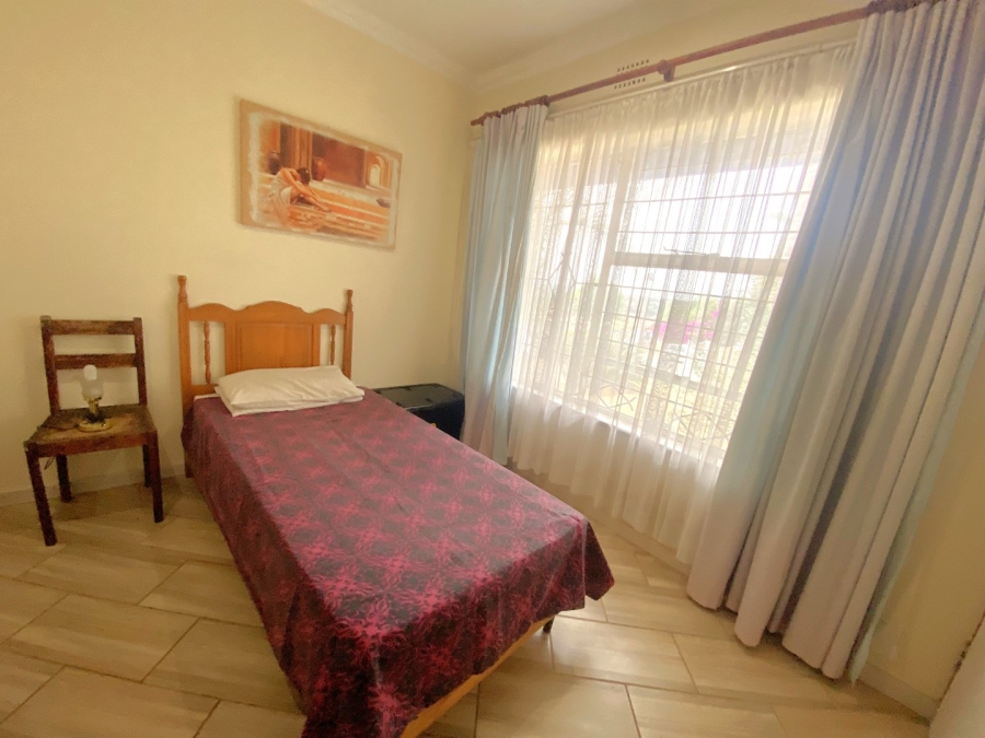 3 Bedroom Property for Sale in Breaunanda Gauteng