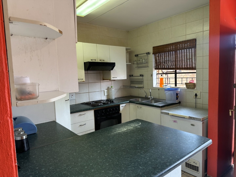 3 Bedroom Property for Sale in Weltevreden Park Gauteng