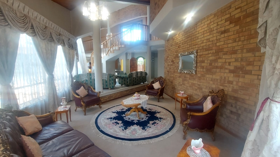 4 Bedroom Property for Sale in Lenasia Ext 9 Gauteng