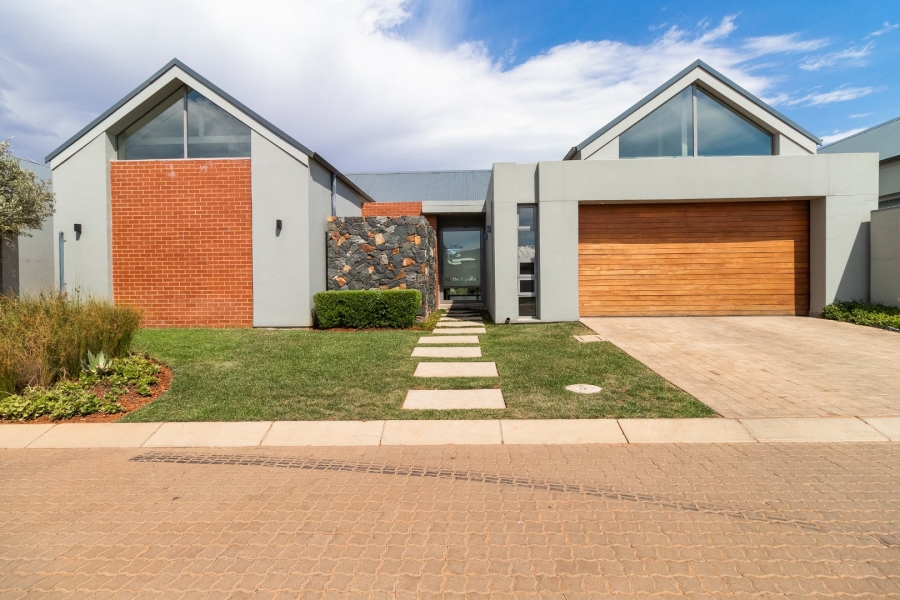 3 Bedroom Property for Sale in Serengeti Lifestyle Estate Gauteng