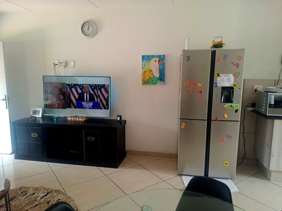 2 Bedroom Property for Sale in Ravenswood Gauteng