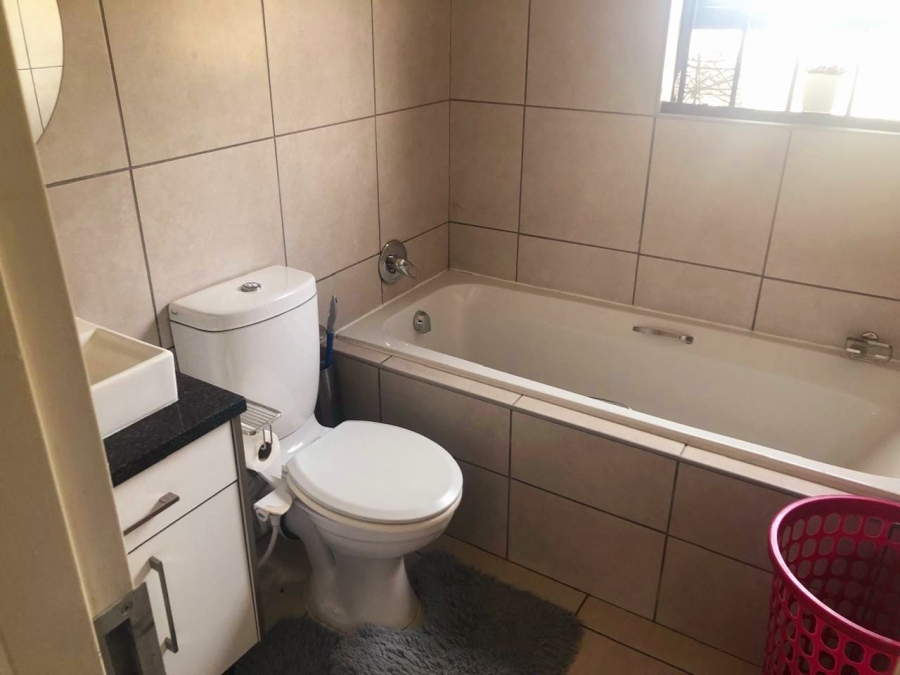 2 Bedroom Property for Sale in Ravenswood Gauteng