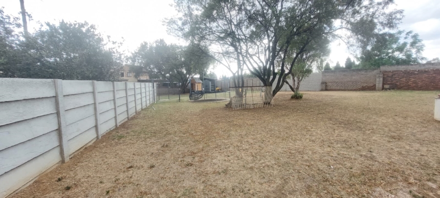  Bedroom Property for Sale in Rispark Gauteng