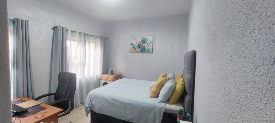  Bedroom Property for Sale in Rispark Gauteng