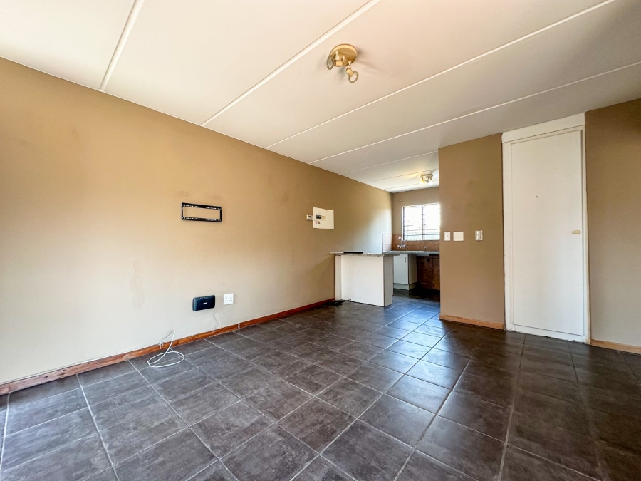 1 Bedroom Property for Sale in Randburg Central Gauteng