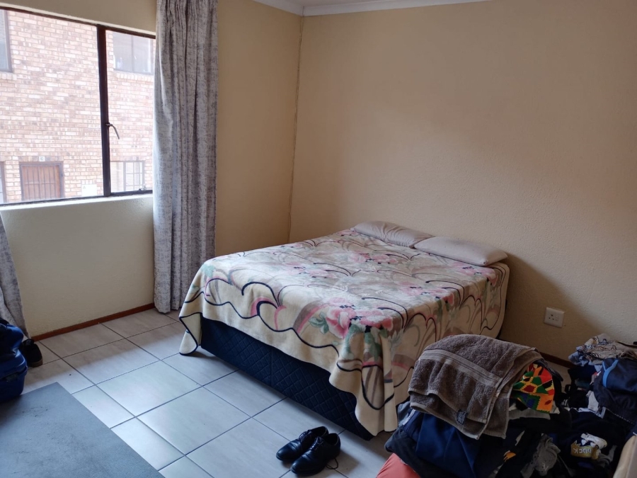 2 Bedroom Property for Sale in Halfway Gardens Gauteng