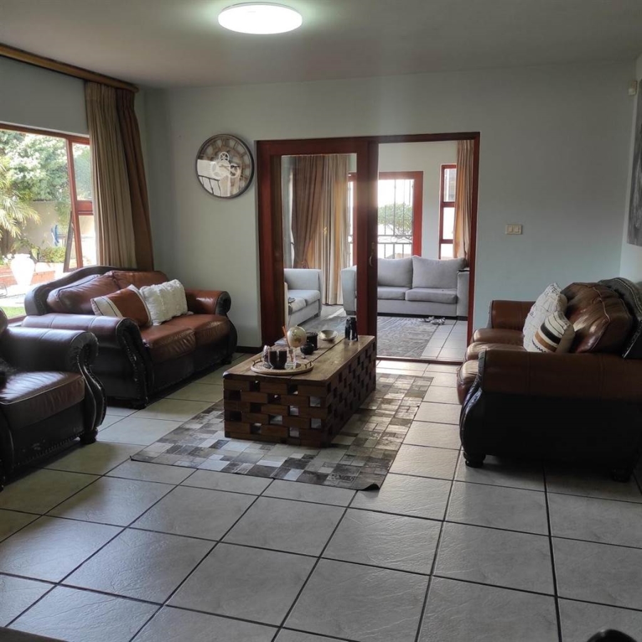 To Let 5 Bedroom Property for Rent in Eden Glen Gauteng