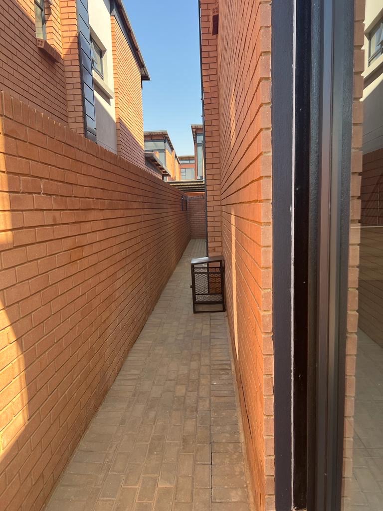 2 Bedroom Property for Sale in Six Fountains Residential Estate Gauteng