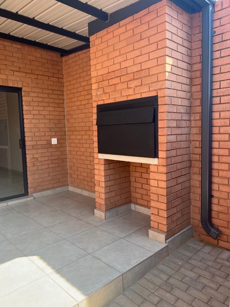 2 Bedroom Property for Sale in Six Fountains Residential Estate Gauteng