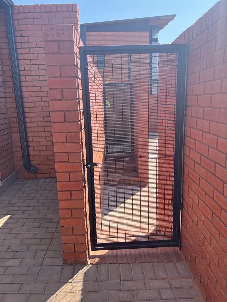 2 Bedroom Property for Sale in Six Fountains Residential Estate Gauteng