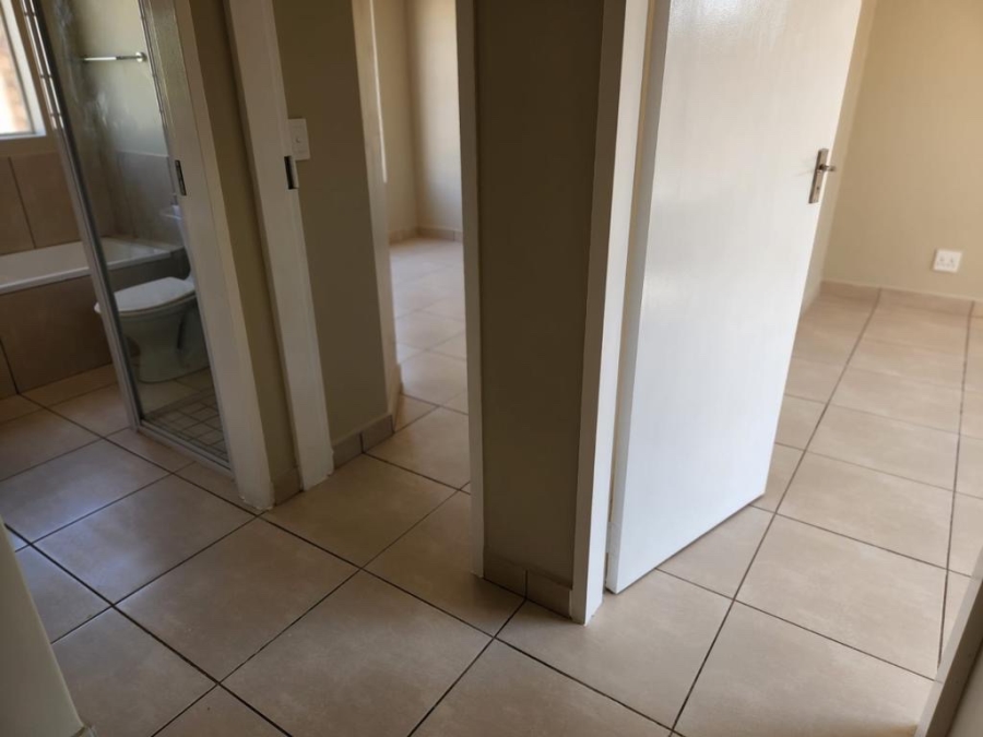 2 Bedroom Property for Sale in Tijger Valley Gauteng