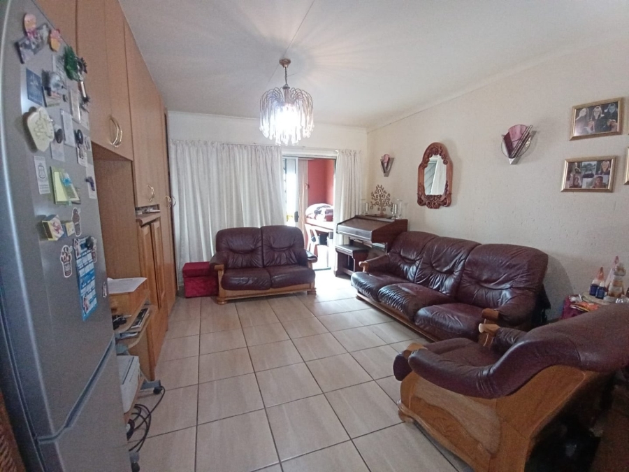 2 Bedroom Property for Sale in Rangeview Gauteng