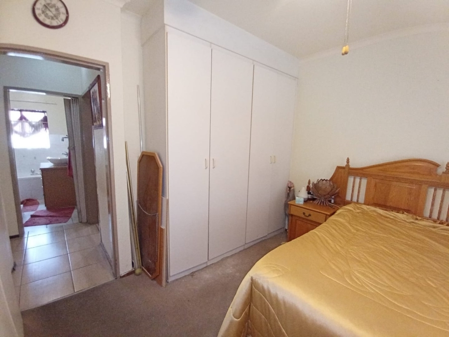 2 Bedroom Property for Sale in Rangeview Gauteng