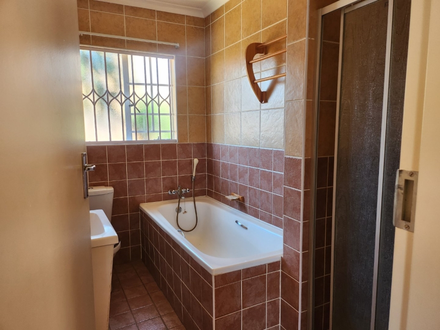 3 Bedroom Property for Sale in Sundowner Gauteng