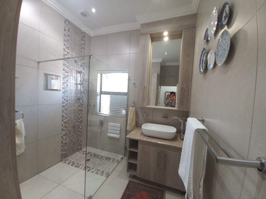 2 Bedroom Property for Sale in Boschfontein Gauteng