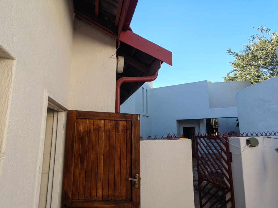 4 Bedroom Property for Sale in Overkruin Gauteng