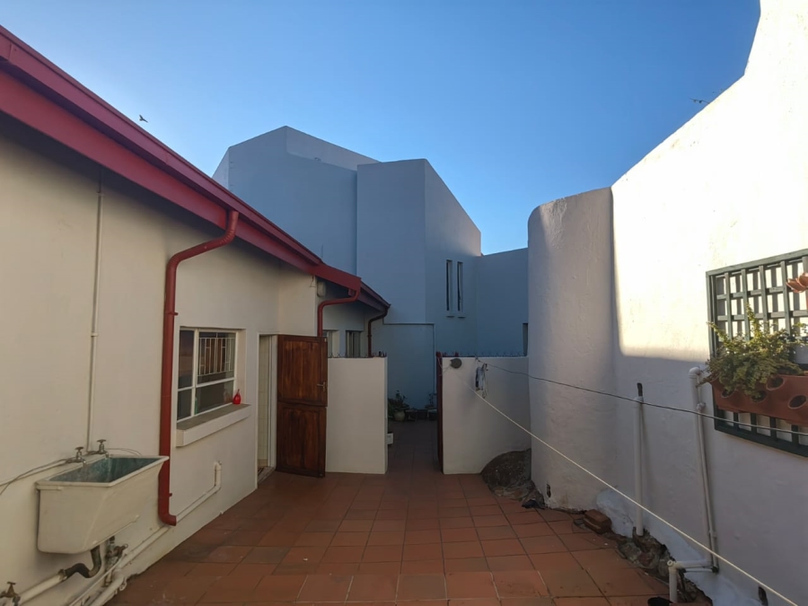 4 Bedroom Property for Sale in Overkruin Gauteng