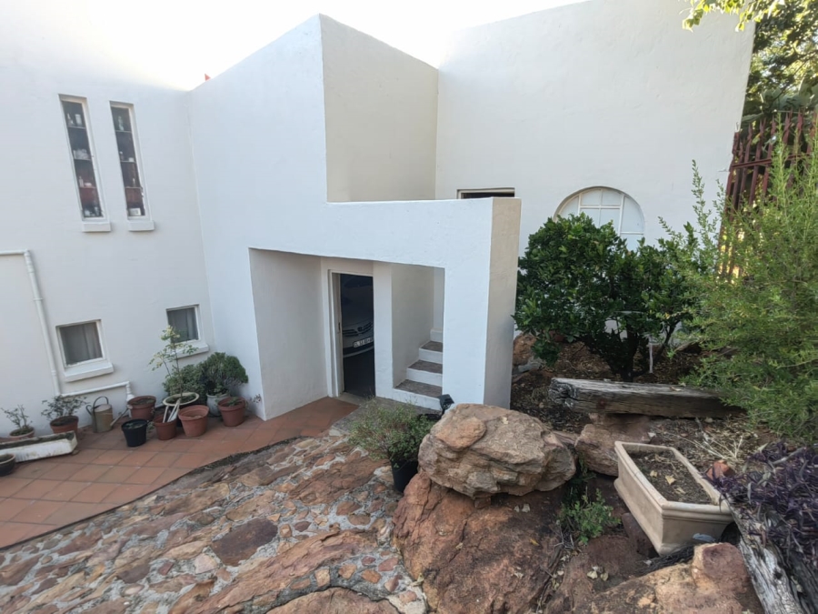 4 Bedroom Property for Sale in Overkruin Gauteng