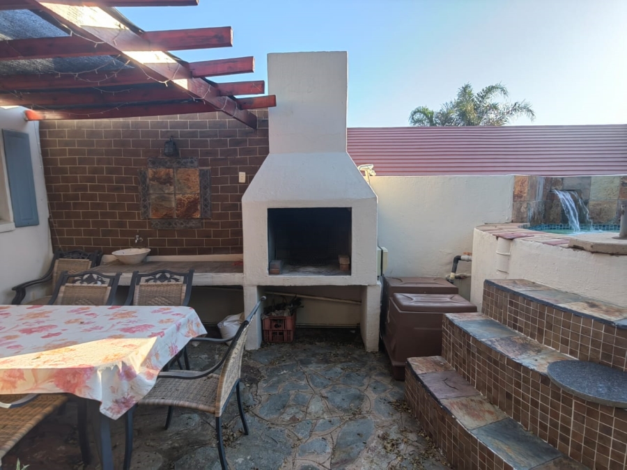 4 Bedroom Property for Sale in Overkruin Gauteng