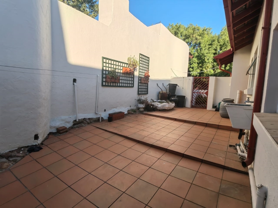 4 Bedroom Property for Sale in Overkruin Gauteng