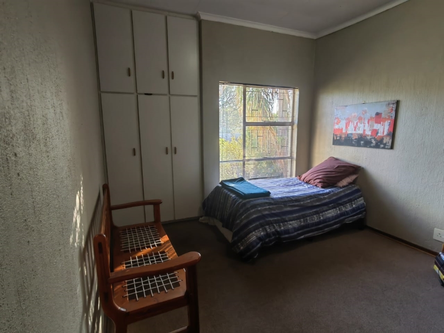 4 Bedroom Property for Sale in Overkruin Gauteng