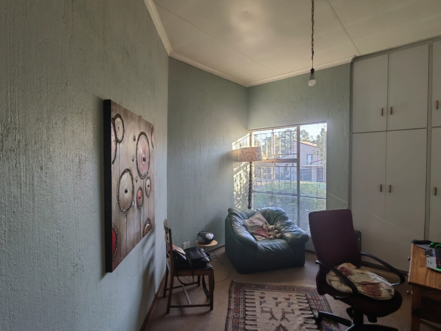 4 Bedroom Property for Sale in Overkruin Gauteng