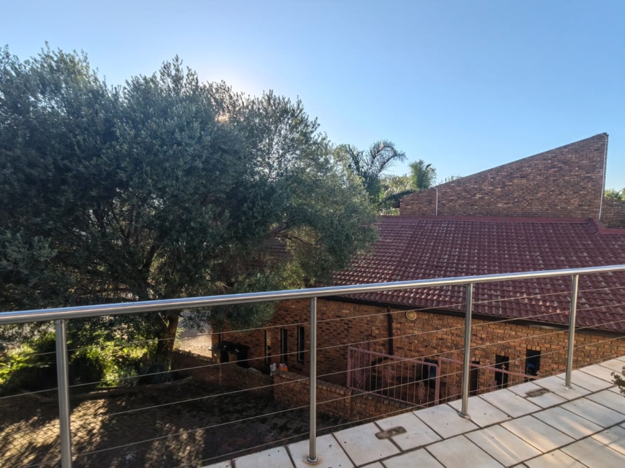 4 Bedroom Property for Sale in Overkruin Gauteng