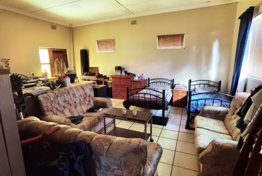 6 Bedroom Property for Sale in Erasmus Gauteng