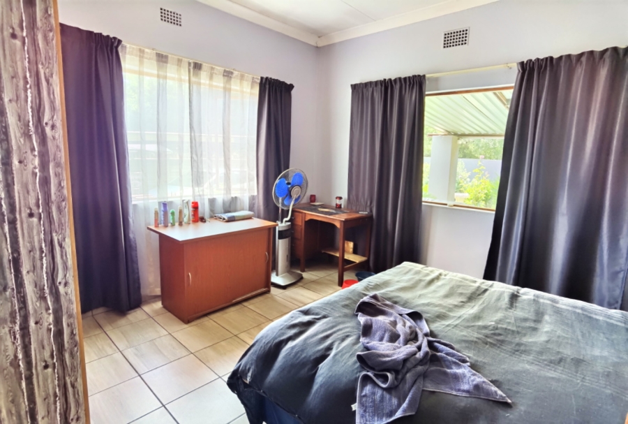 6 Bedroom Property for Sale in Erasmus Gauteng