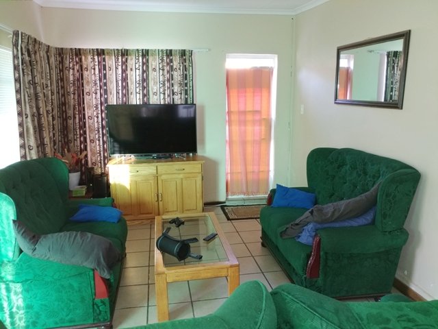 6 Bedroom Property for Sale in Erasmus Gauteng