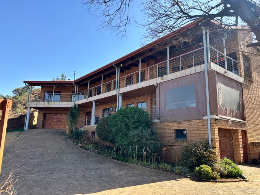 5 Bedroom Property for Sale in Bronkhorstbaai Gauteng