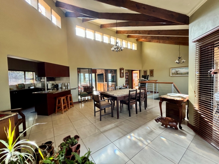 5 Bedroom Property for Sale in Bronkhorstbaai Gauteng