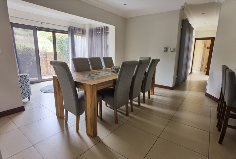 5 Bedroom Property for Sale in Aquavista Mountain Estate Gauteng