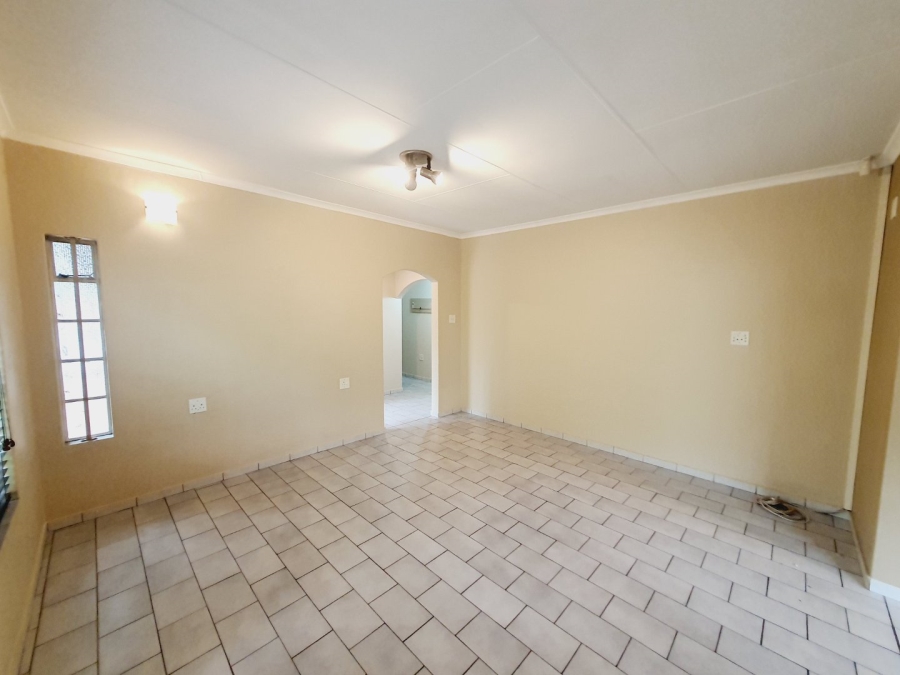 To Let 3 Bedroom Property for Rent in Garsfontein Gauteng