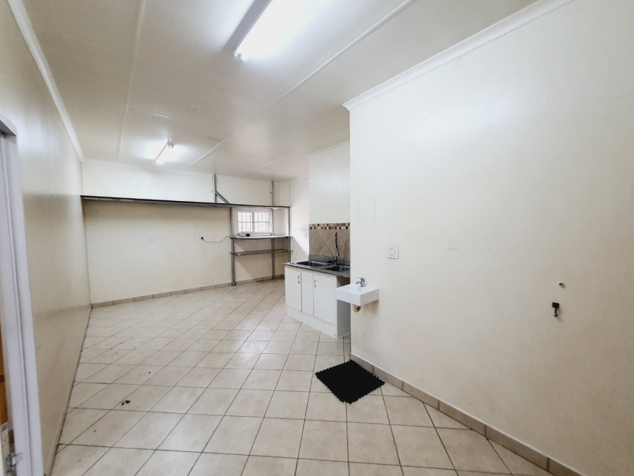 To Let 3 Bedroom Property for Rent in Garsfontein Gauteng