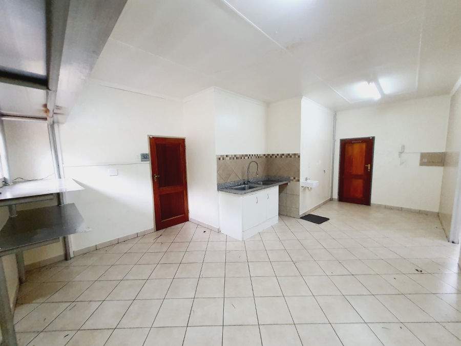 To Let 3 Bedroom Property for Rent in Garsfontein Gauteng