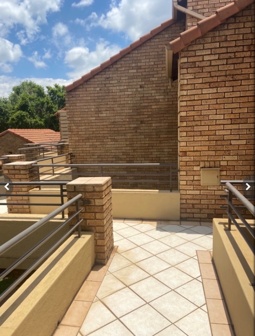 To Let  Bedroom Property for Rent in Eco Park Gauteng