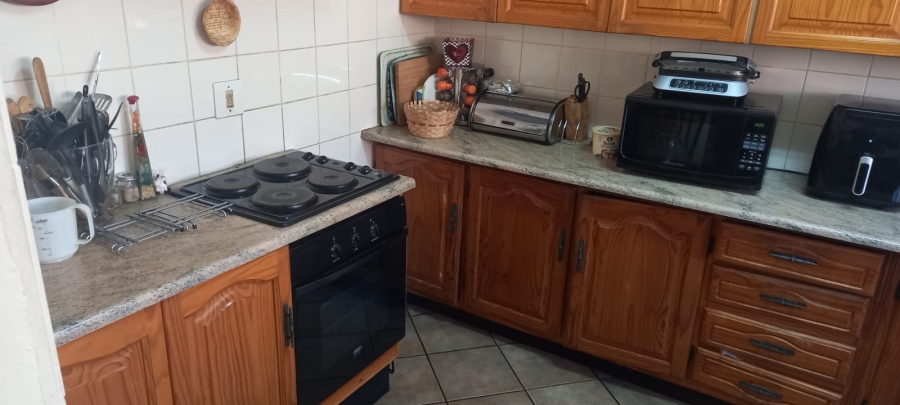 3 Bedroom Property for Sale in Overkruin Gauteng