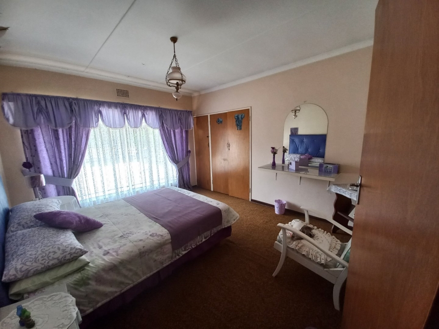 3 Bedroom Property for Sale in Dunnottar Gauteng