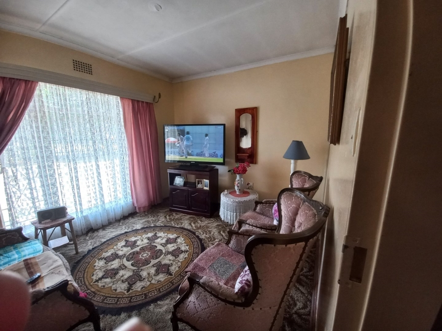 3 Bedroom Property for Sale in Dunnottar Gauteng